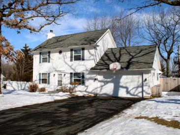 [Address Hidden by Seller], Greenfield, WI 53220