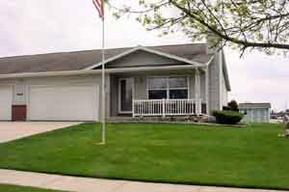 995 Woodview Ct. #2, Slinger, WI 53086