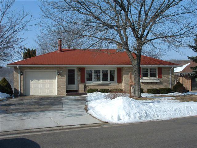 514 W Riverbend Dr., Plymouth, WI 53073