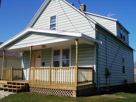 918 S 24th St., Manitowoc, WI 54220