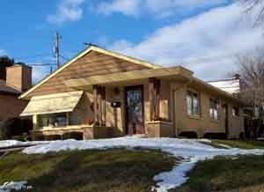 10726 W York Pl., Wauwatosa, WI 53222
