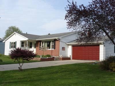 241 S Woodland Dr., Whitewater, WI 53190