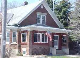 414 Salisbury Rd., West Bend, WI 53090