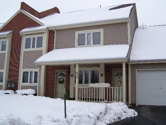 558 Westfield Way #H, Pewaukee, WI 53072