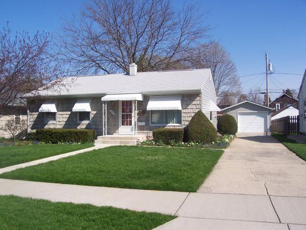 7724 W Clarke St., Wauwatosa, WI 53213