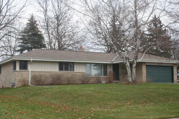 4620 N Delco, Wauwatosa, WI 53225