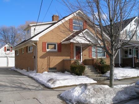 1325 S 16th St., Manitowoc, WI 54220