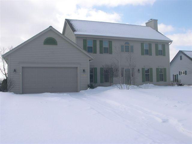 5303 W Princeton Pines Ct., Franklin, WI 53132