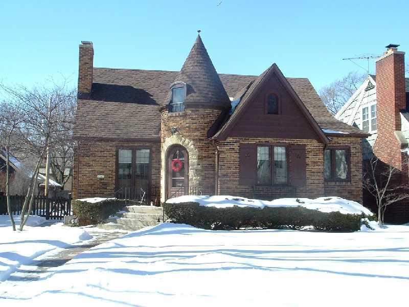 5561 N Berkeley Blvd., Whitefish Bay, WI 53217