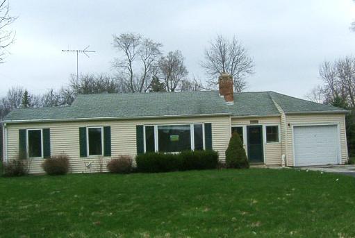 17424 Roosevelt, New Berlin, WI 53146