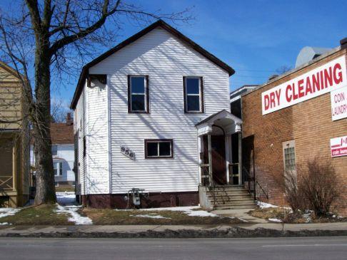 956 Washington Ave., Racine, WI 53403