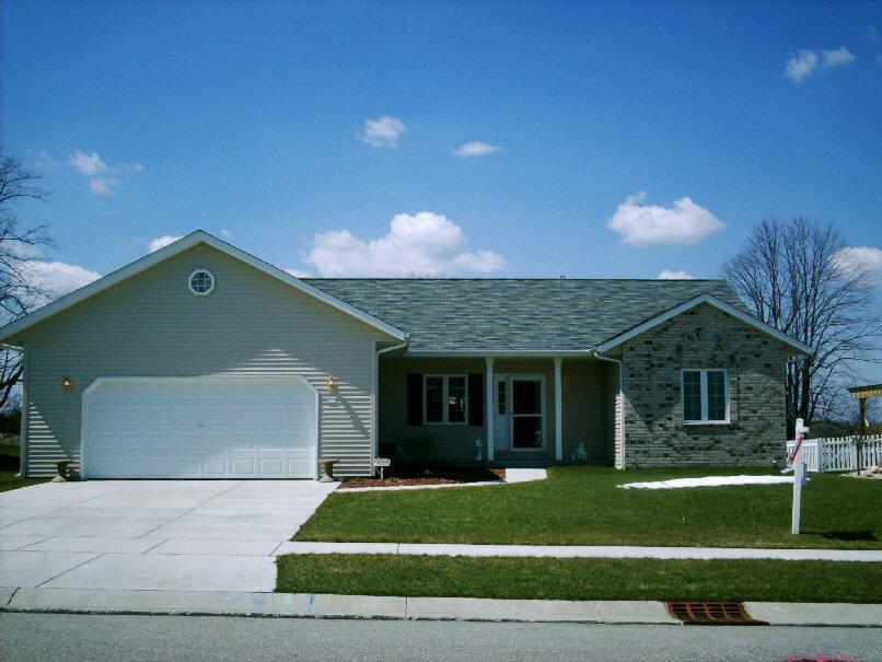 415 Northview Tr., Hartford, WI 53027