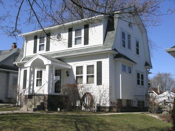 [Address Hidden by Seller], Cudahy, WI 53110