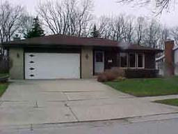 5809 Sugarbush Ln., Greendale, WI 53129