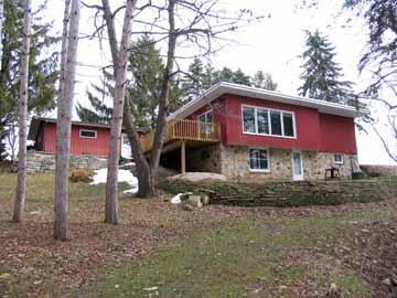 4910 S Lake Rd., Richfield, WI 53017