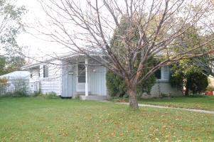 5667 N 91st St, Milwaukee, WI 53225