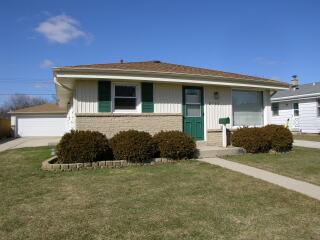 3757 S 94th St., Milwaukee, WI 53228