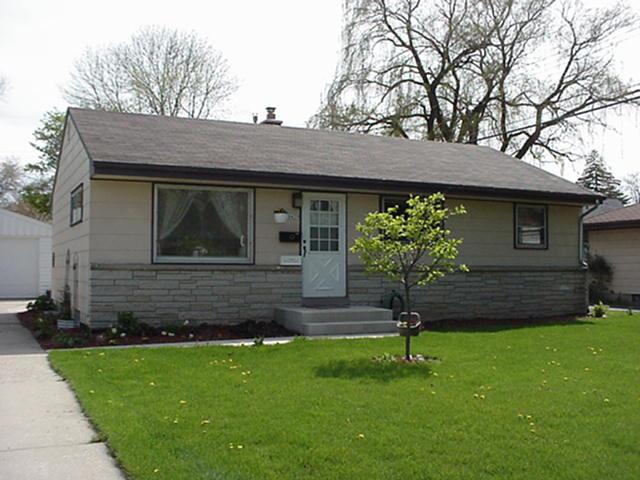 10439 W Harvest Ln., Milwaukee, WI 53225