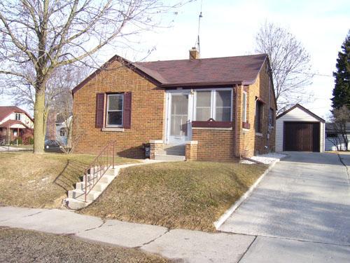 2122 Geele Ave., Sheboygan, WI 53083
