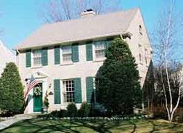 5238 N Shoreland Ave, Whitefish Bay, WI 53217