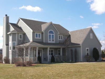 N27W26203 Coachman Dr., Pewaukee, WI 53072