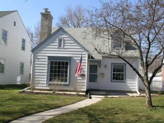 2739 N 75th St., Wauwatosa, WI 53210