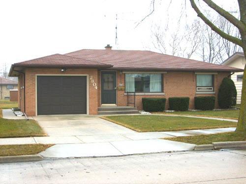 2804 Wedemeyer St., Sheboygan, WI 53081