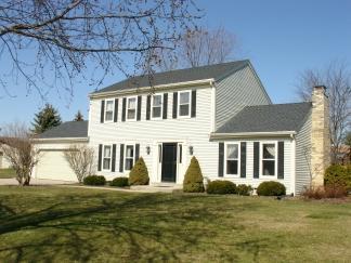 S22W27400 Fenway Dr., Waukesha, WI 53188