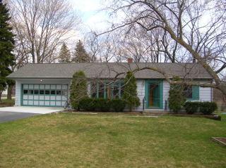 W164N9582 Water St, Menomonee Falls, WI 53051