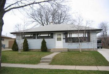 6414 S 17th St, Milwaukee, WI 53221