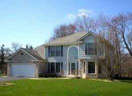 3102 Mirkwood Ln., Caledonia, WI 53126