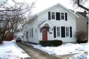 827 N 9th St., Manitowoc, WI 54220