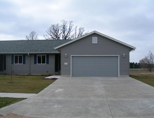 2012 Crooked Ave., Holmen, WI 54636