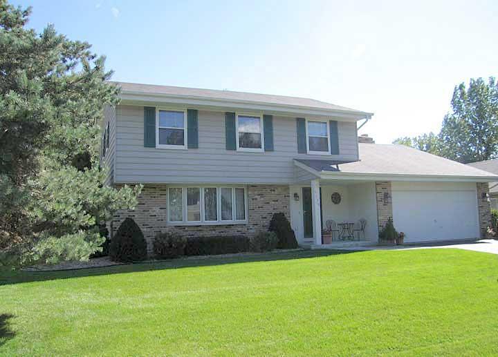 5339 Sandhill Rd, Caledonia, WI 53402
