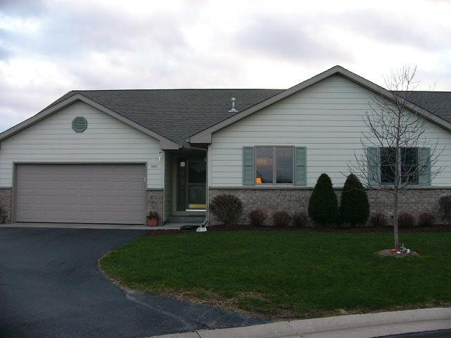 1421 Carriage Dr., West Bend, WI 53095