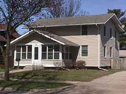 2137 Cass St., La Crosse, WI 54601