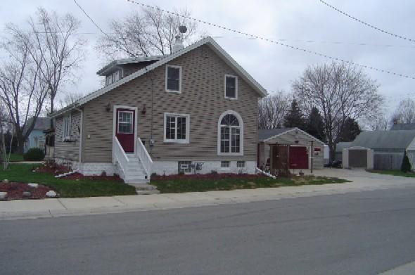 134 N West Ave., Waukesha, WI 53186