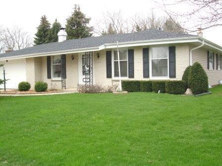 7965 S Wayland Dr., Oak Creek, WI 53154