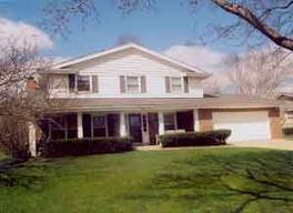 3009 Fairwood Ct., Wauwatosa, WI 53226