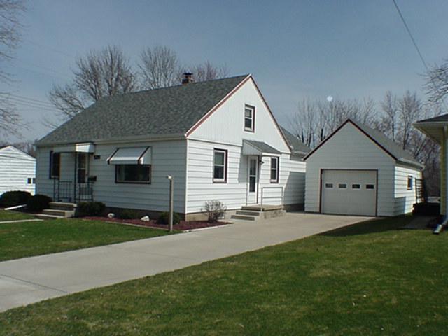 526 Cedar St., Hartford, WI 53027