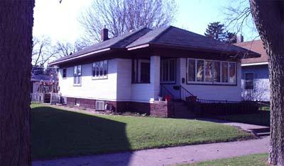 330 21st St., La Crosse, WI 54601