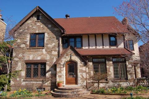 2720 E Shorewood Blvd., Shorewood, WI 53211