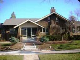 2220 E Beverly Pl., Shorewood, WI 53211