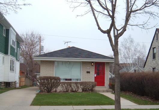 2174 N 69th St., Wauwatosa, WI 53213