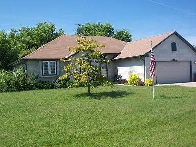 2095 W Jonathan Dr., Oak Creek, WI 53154