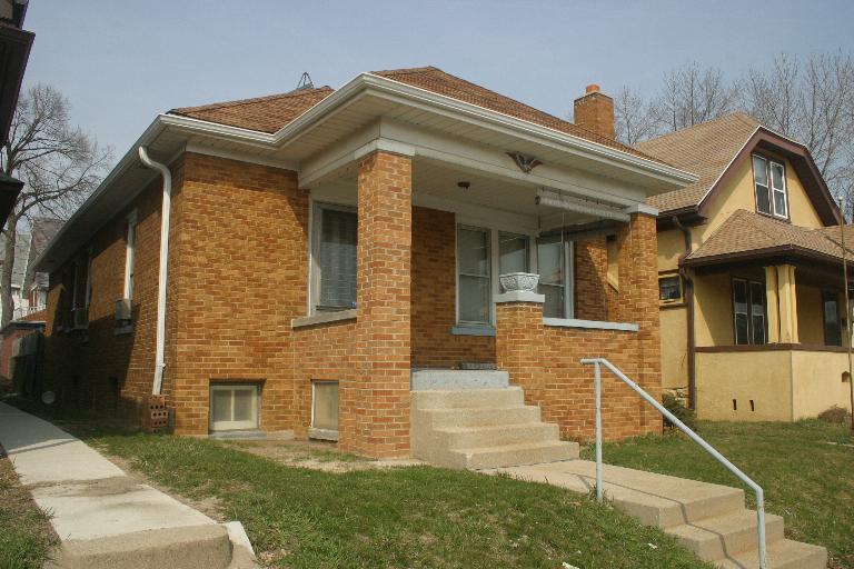 3006 W Greenfield Ave., Milwaukee, WI 53215