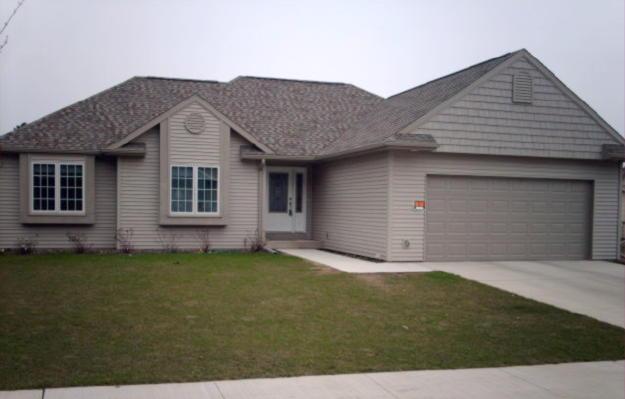 4140 Elm Dr, La Crosse, WI 54601