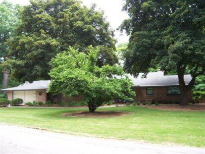 2414 N 100th St., Wauwatosa, WI 53226