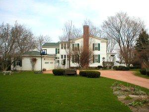 1219 Main St., Racine, WI 53403