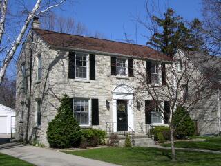 2653 N 81st St., Wauwatosa, WI 53213